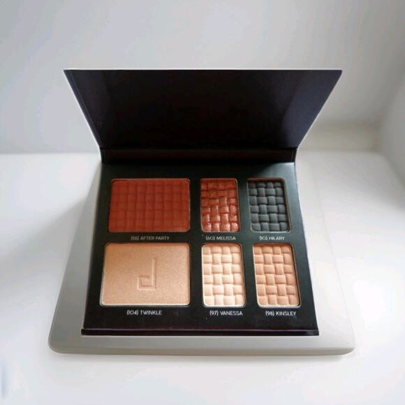 New Doucce Freematic Eye Shadow Magnetic Palette 6 shades $65 Retail - Picture 2 of 2